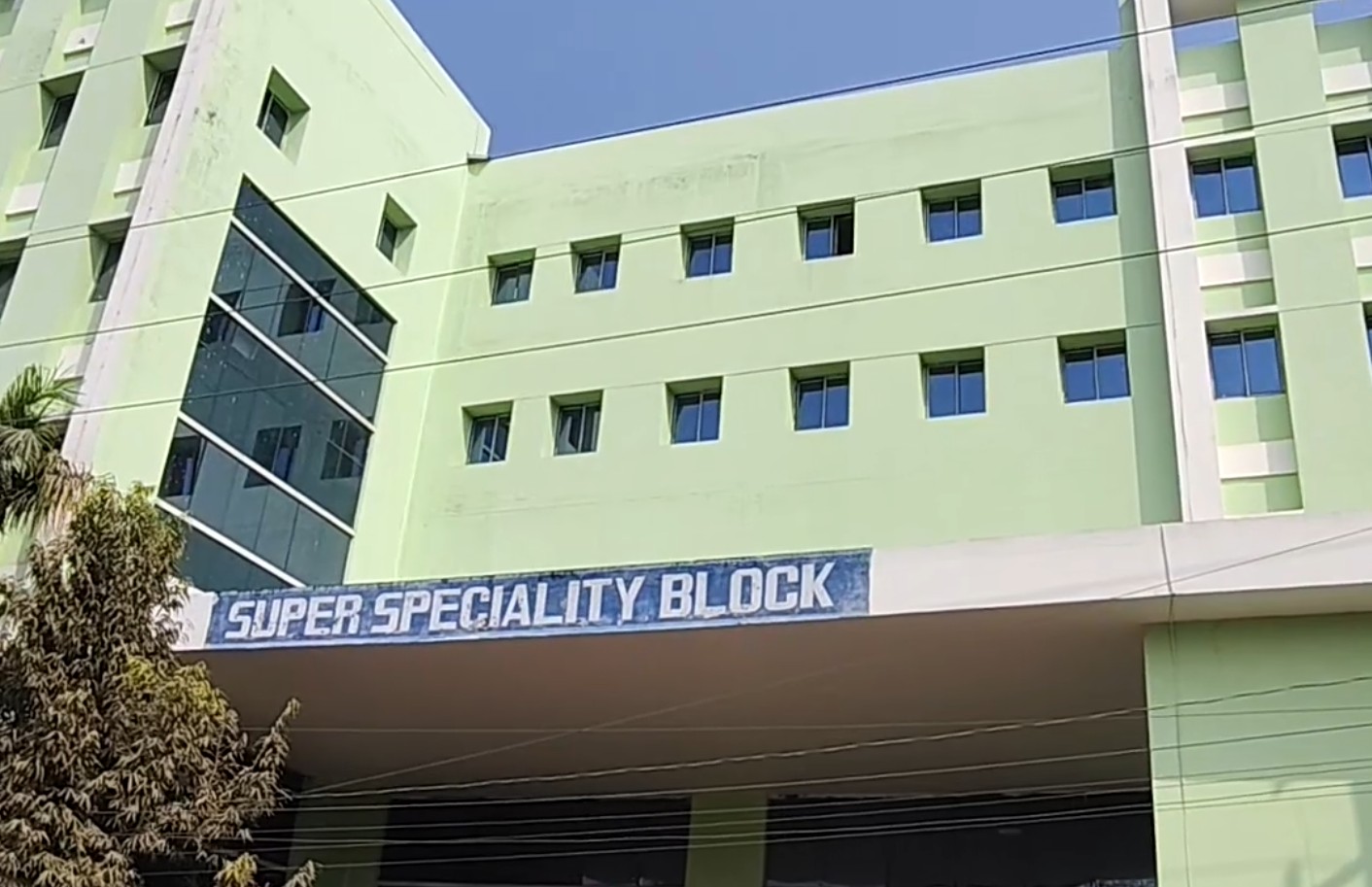 MKCG medical college power cut during surgery Berhampur