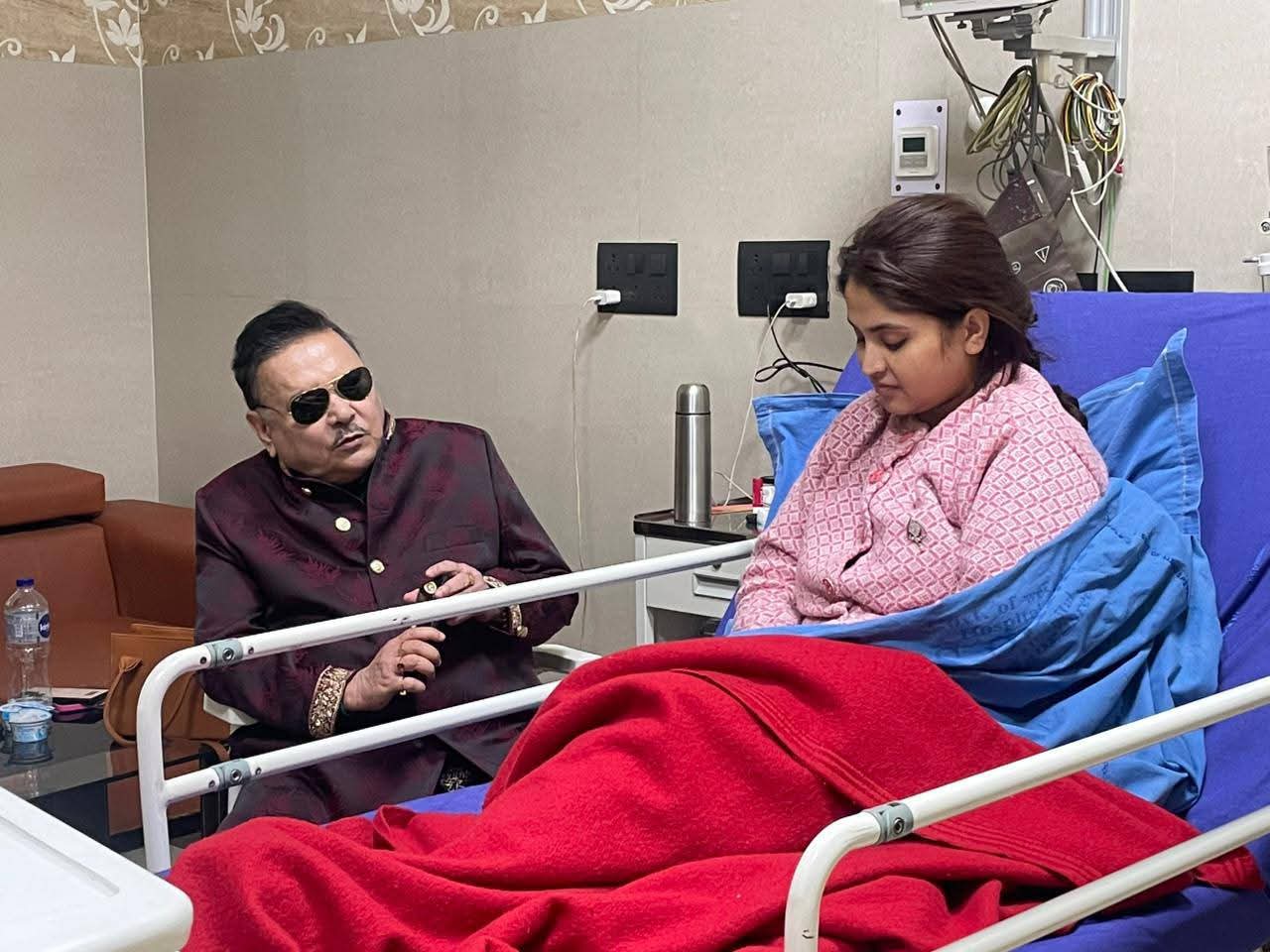 madan-mitra-visits-sskm-hospital-to-check-health-condition-of-singer-youtuber-debolina-nandy