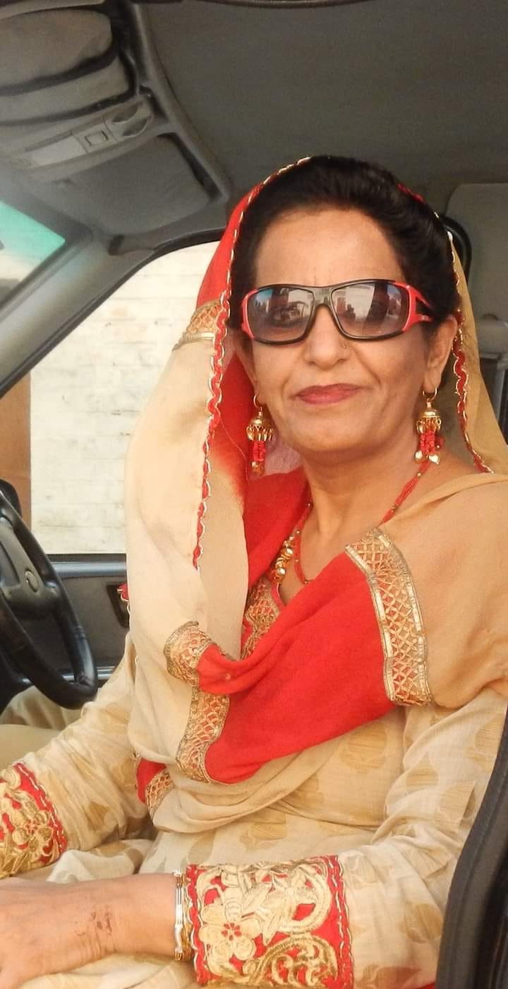 ਪੰਜਾਬ ਦੀ ਲੋਕ ਗਾਇਕਾ ਸੁੱਖੀ ਬਰਾੜ