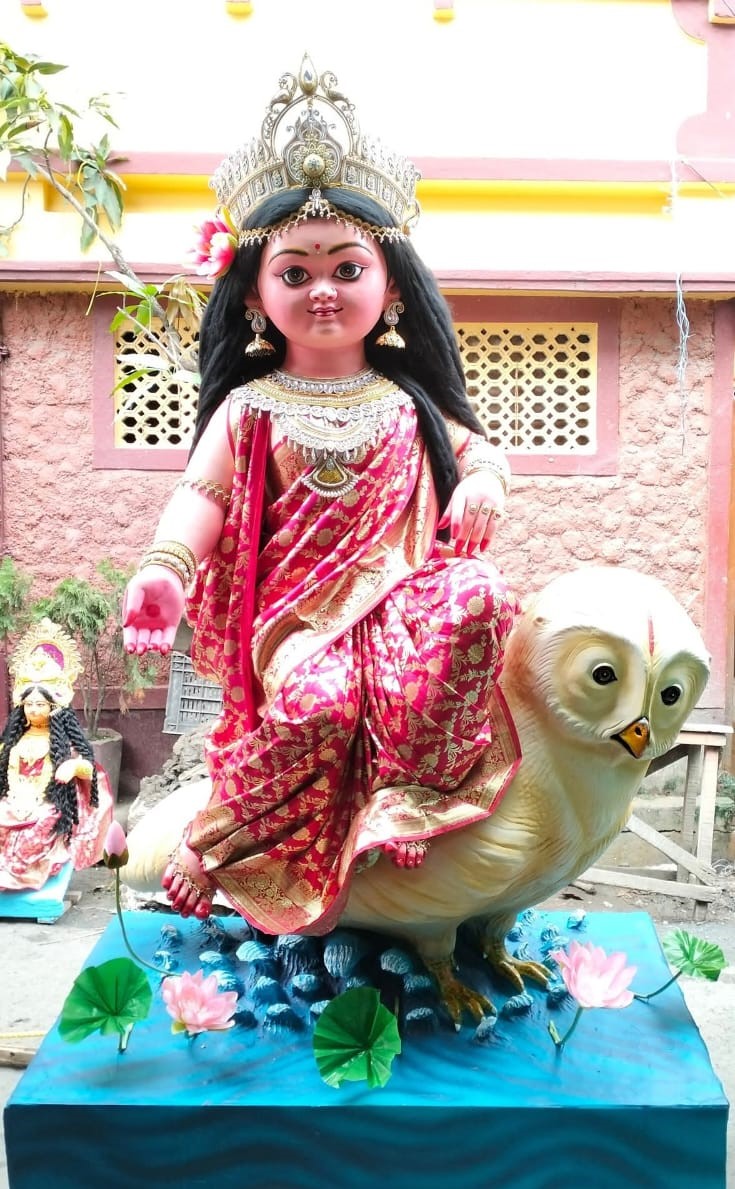 Sweet Saraswati idol