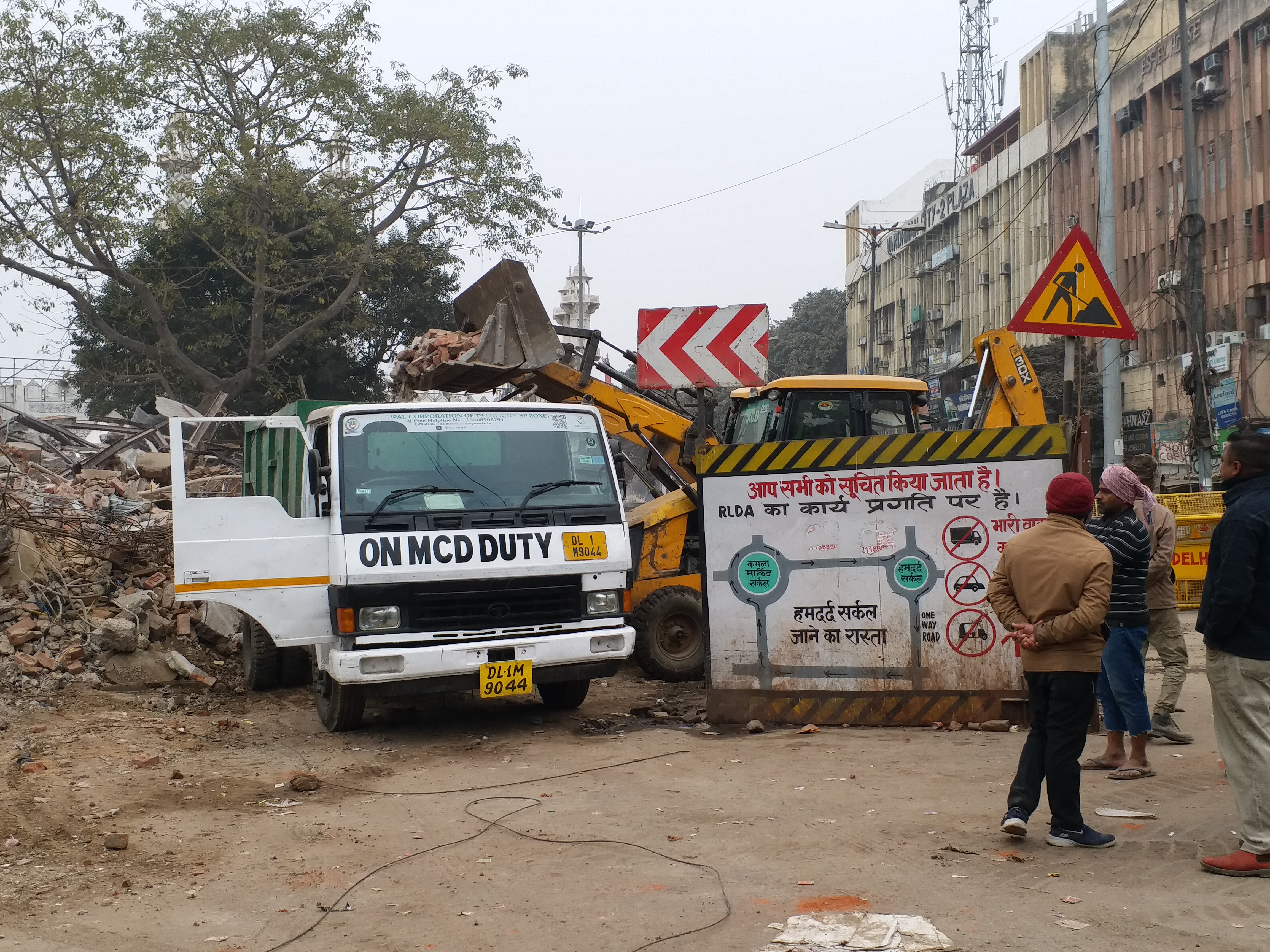 Turkman Gate Stone-Pelting Incident: Delhi Police Identify 30, Raids Underway