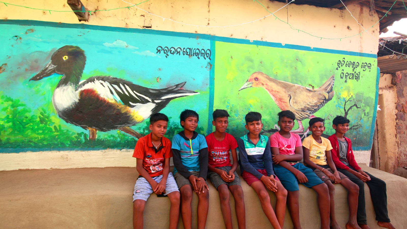 Hirakud reservoir turned out to be a paradise of lakhs of migratory birds