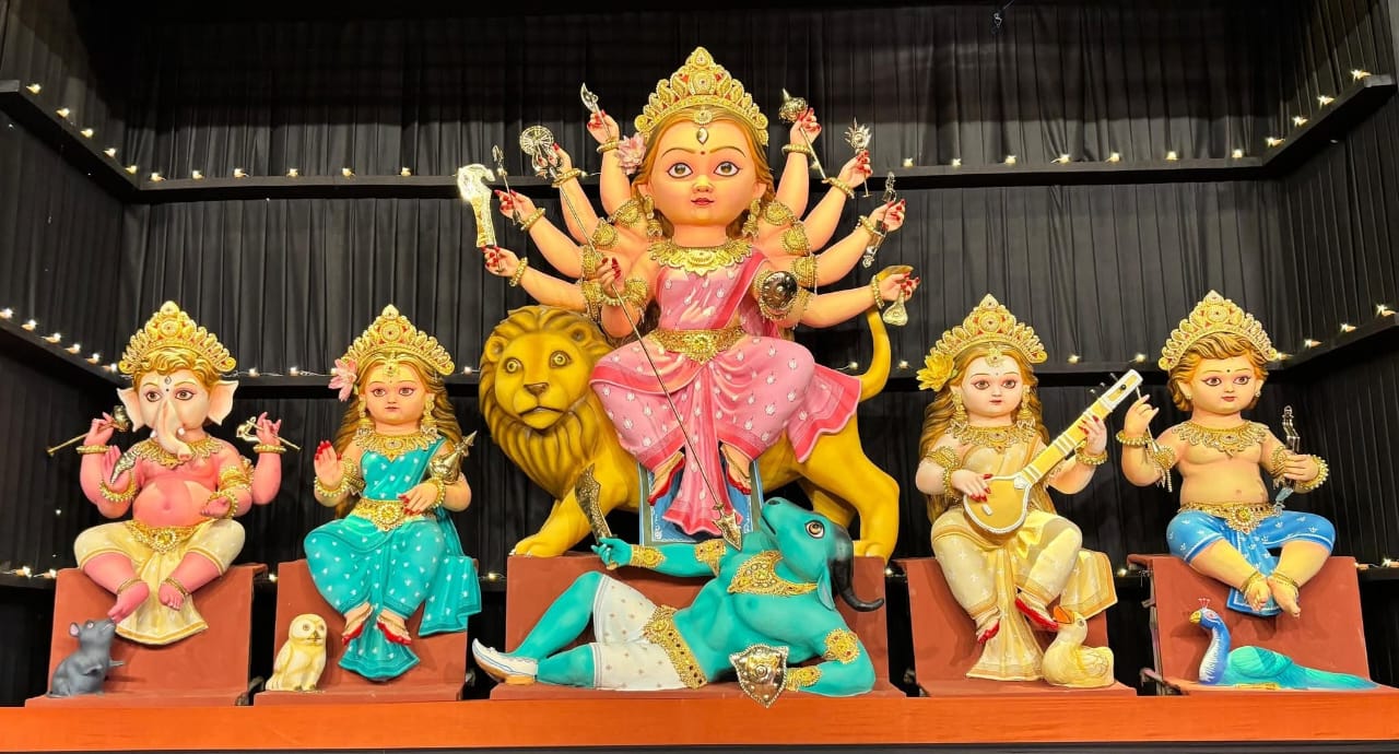 Sweet Saraswati idol