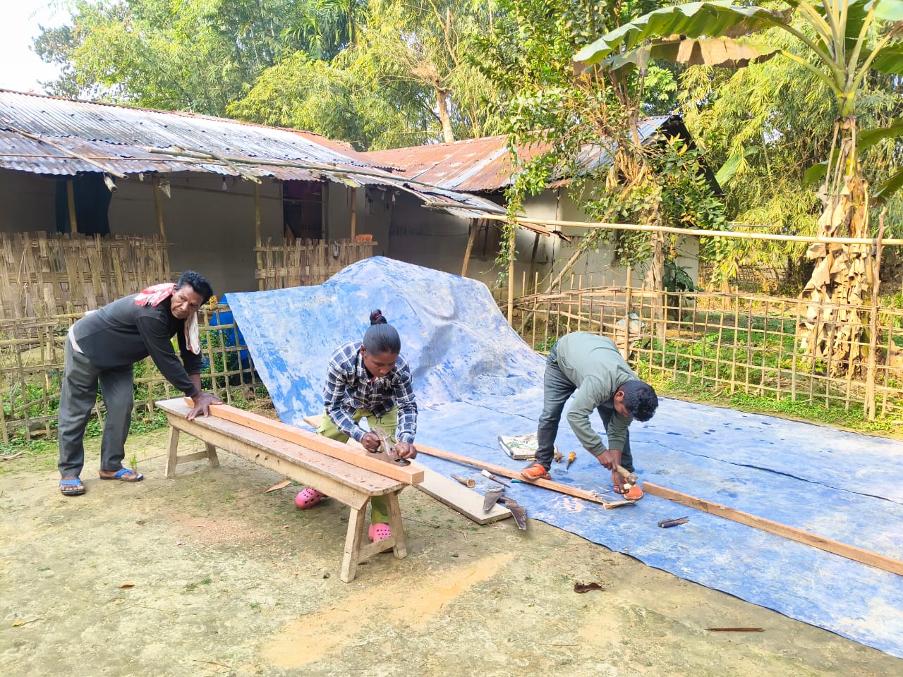 Life struggle of two friends