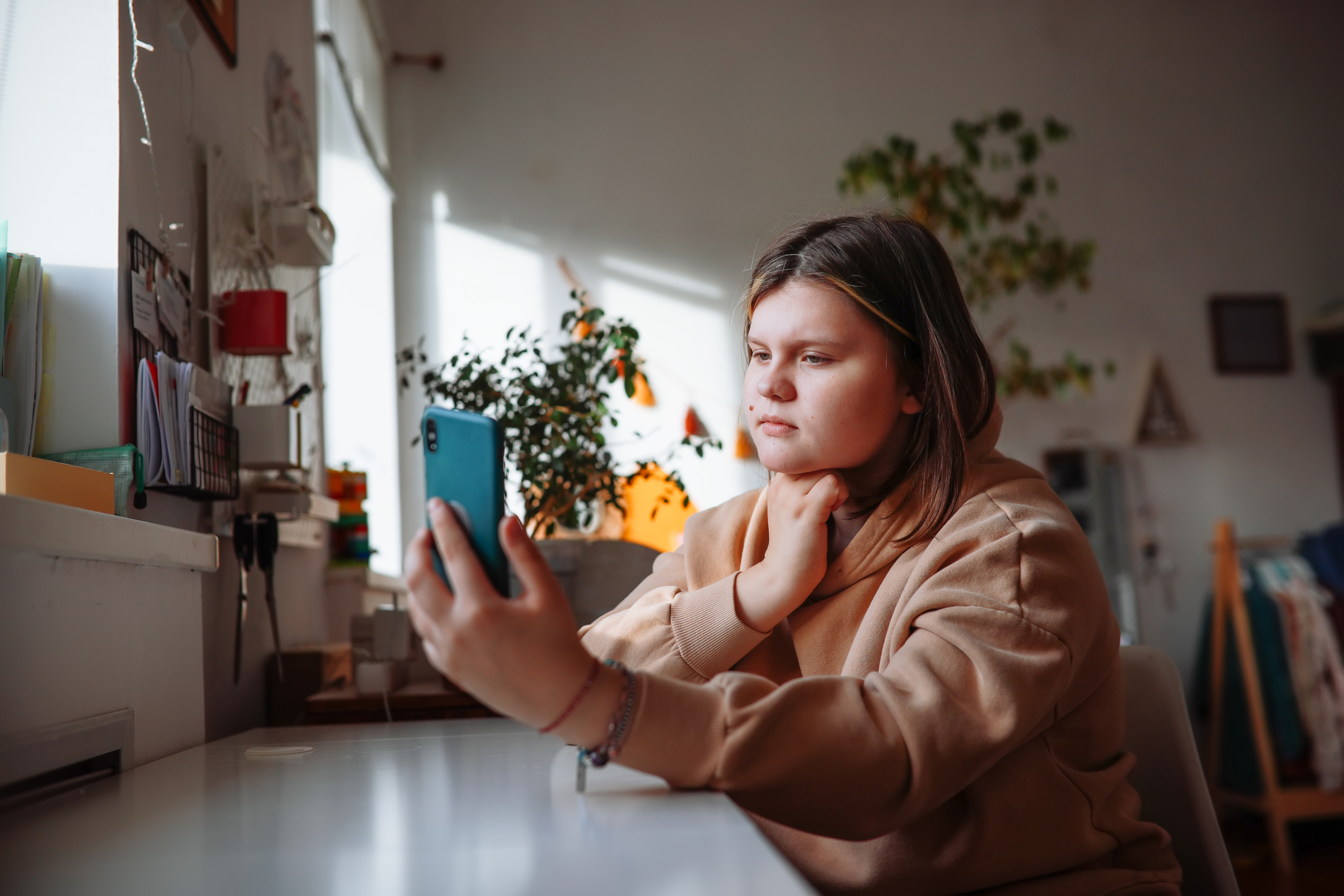 Preventing obesity and needless weight gain requires prioritising outdoor activity over excessive screen time (Representational Image)