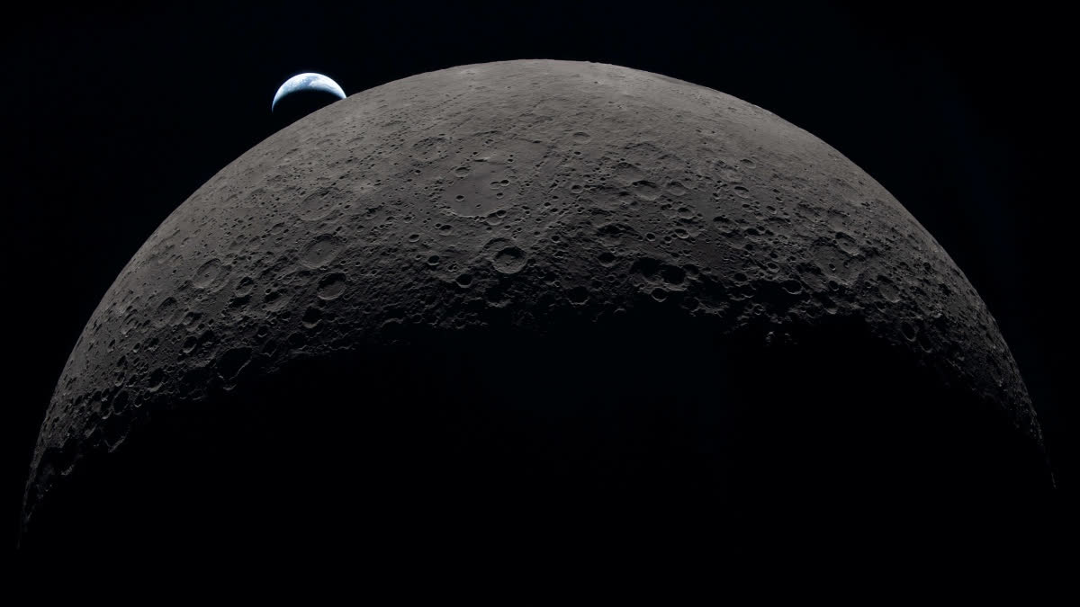 Artemis II Crew Shares Striking Space Images