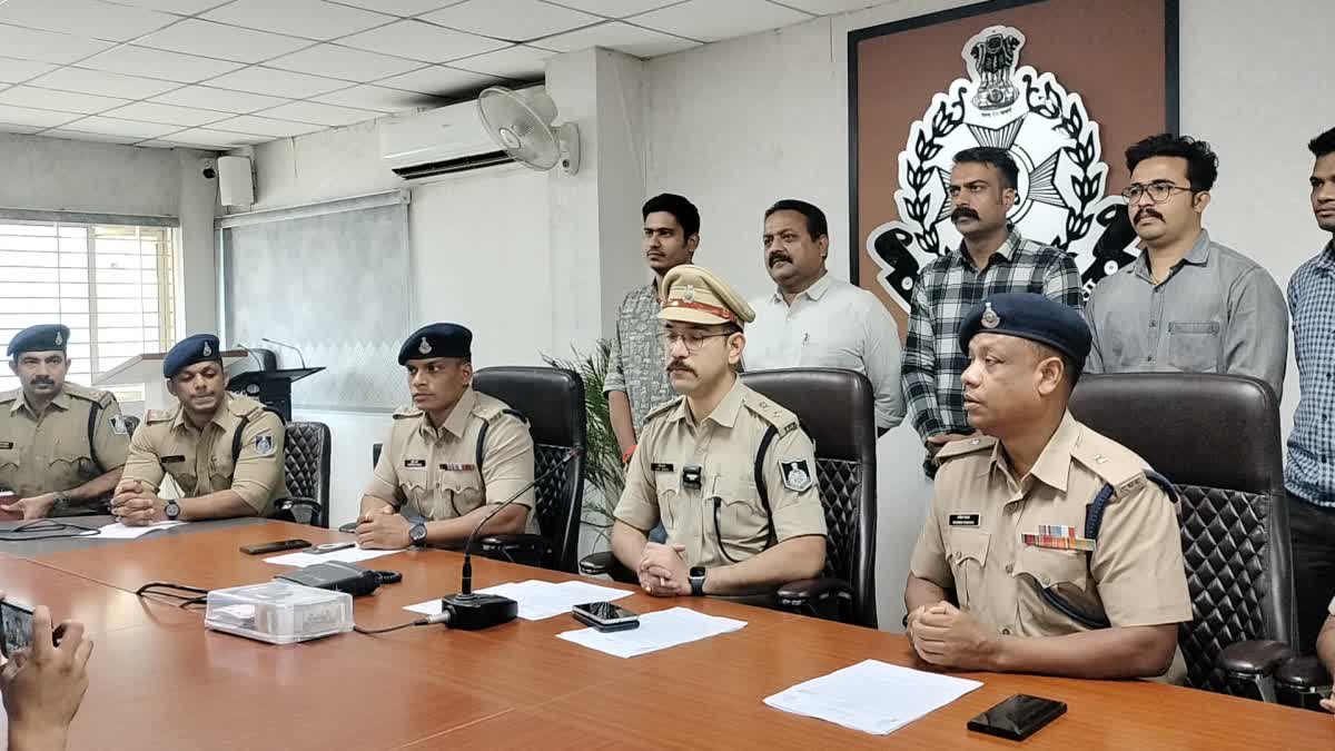 Ratlam police action against bookie