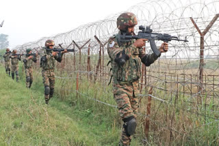 Pakistani troops resorted to cross-border shelling after midnight, targeting civilian areas in the Karnah area on Thursday.