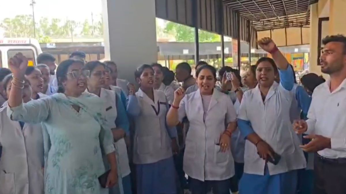 Kurukshetra Nursing Staff Protest