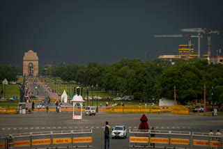 As the monsoon strengthens across India, Delhi prepares for temperatures above 40 degrees and brief rain spells.