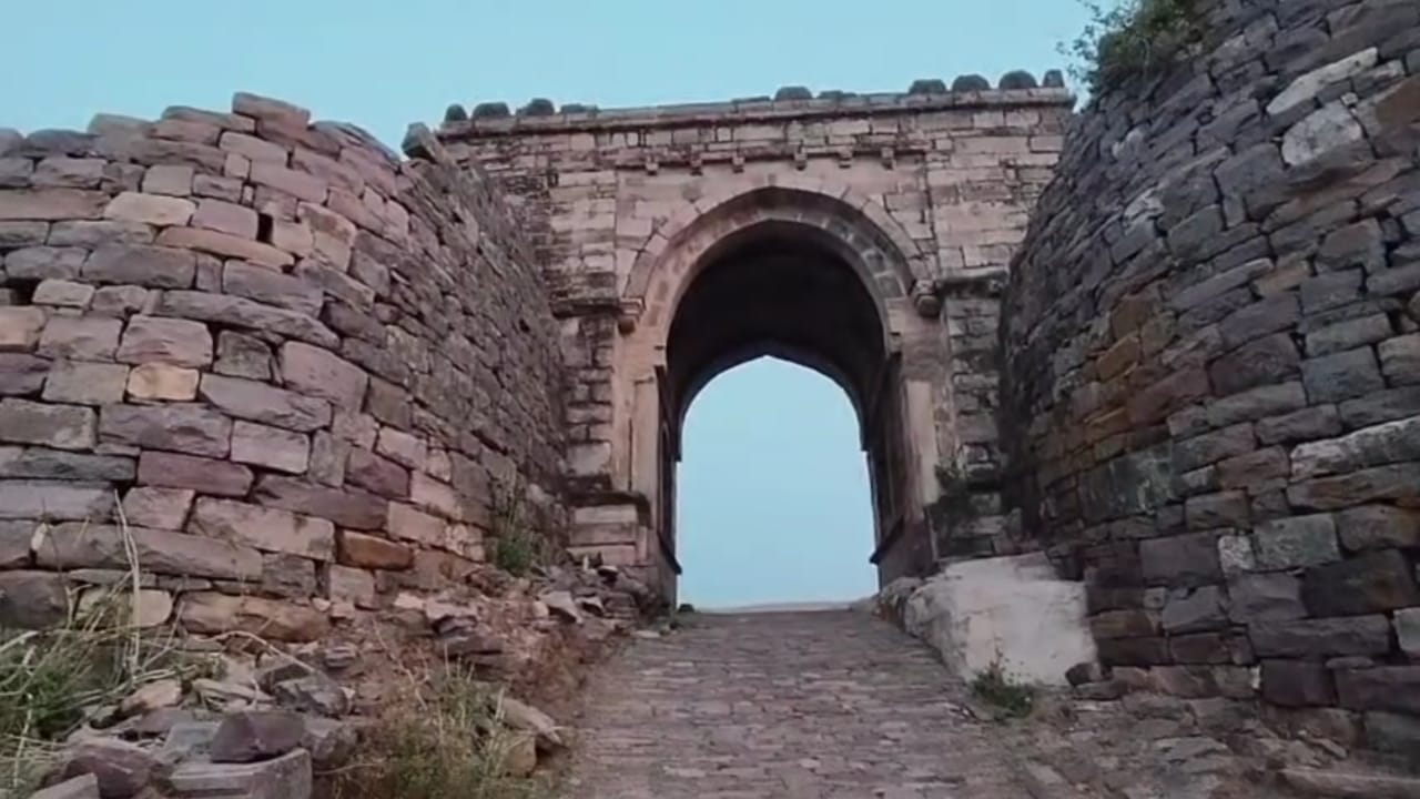 MP 5 HISTORICAL PLACE IN UNESCO