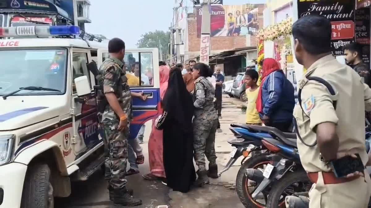 GIRIDIH POLICE RAID IN HOTEL