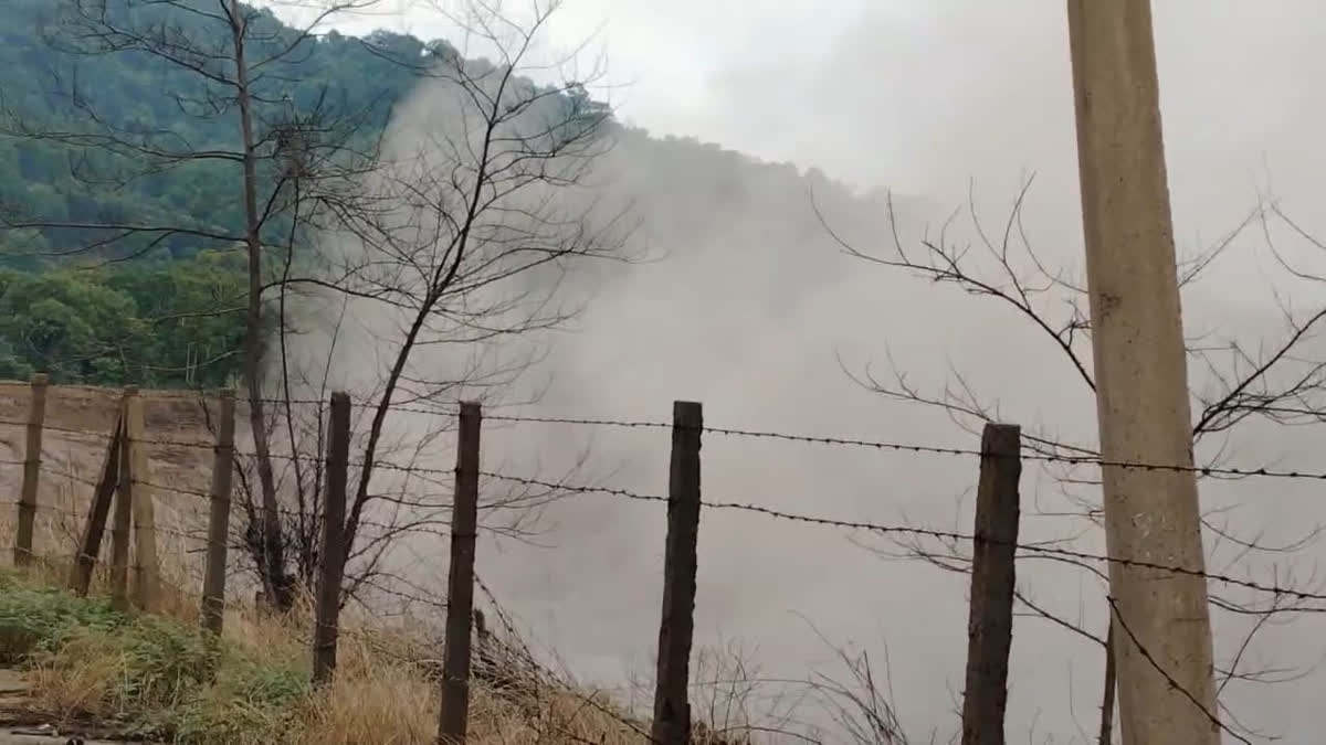 SECL Closes Chirmiri-Baratunga Main Road Amid Landslide Threat, Over 3,000 Locals Hit
