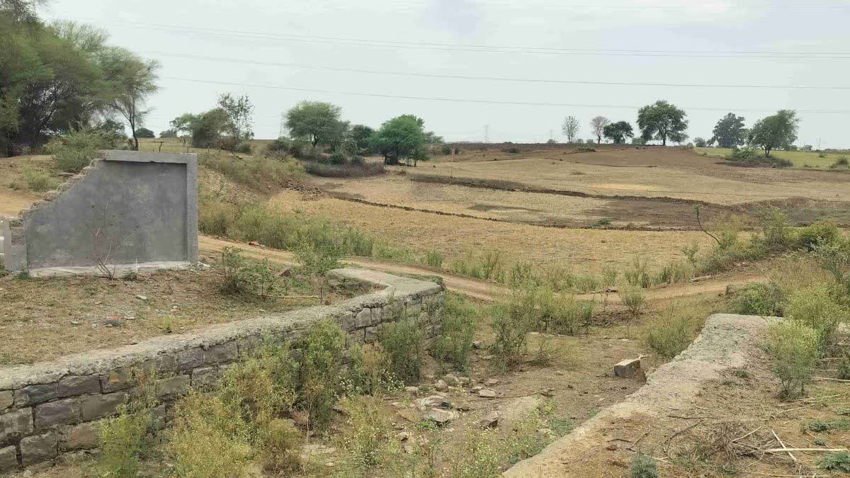 DAMOH POND CONSTRUCTION SCAM