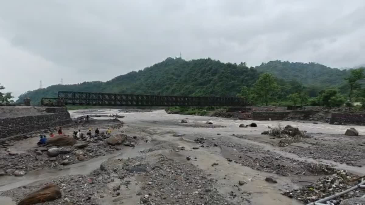 Dudhia Bailey Bridge
