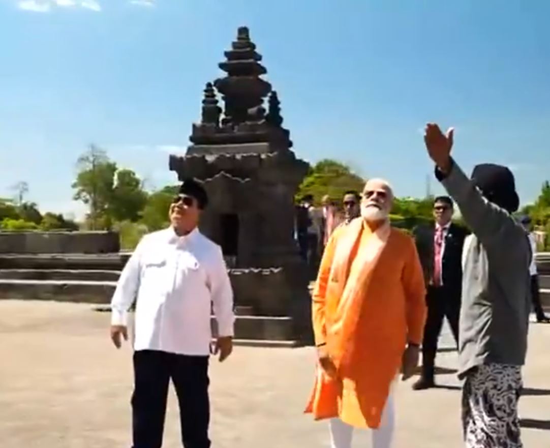 NARENDRA MODI INDONESIA TOUR  NARENDRA MODI  PRAMBANAN TEMPLE  PRESIDENT PRABOWO