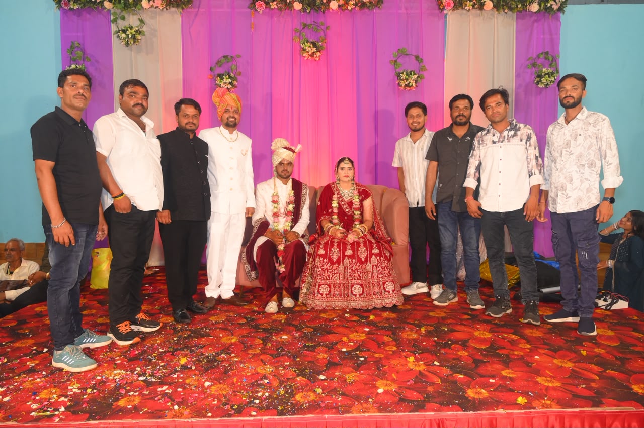 UJJAIN FATHER IN LAW ORGANIZE DAUGHTER IN LAW MARRIAGE