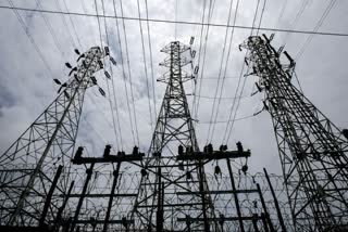 Rising Solar Penetration Puts India’s Power Grid Under Severe Stress: EAC-PM Paper Warns