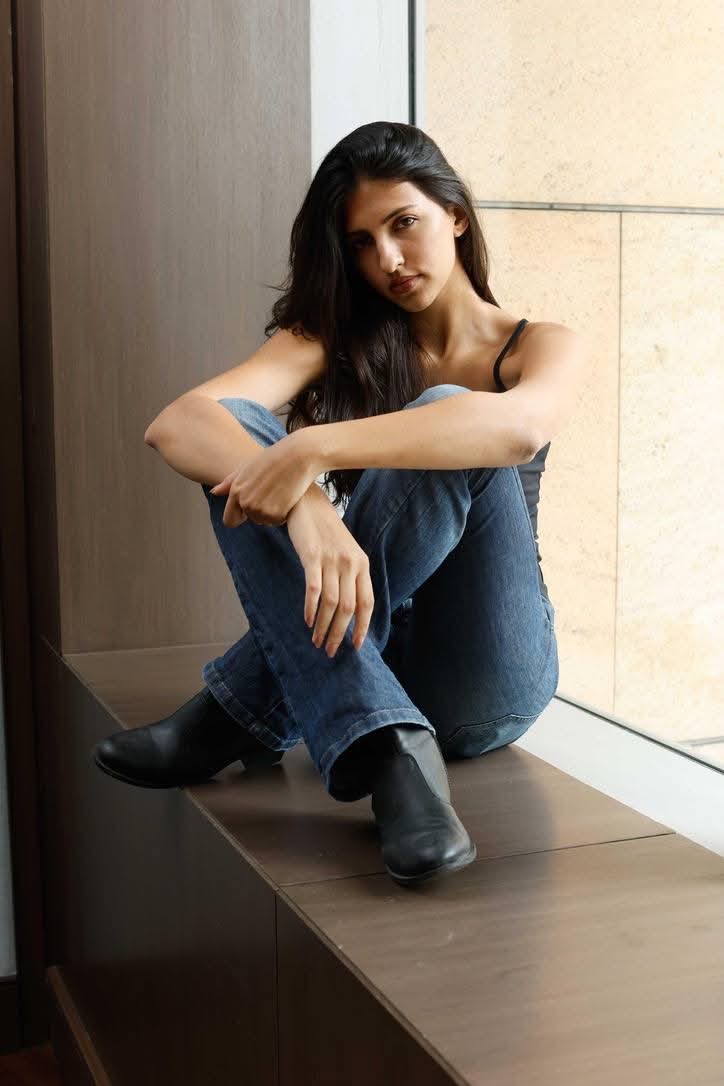 Isha Lankesh entering sandalwood