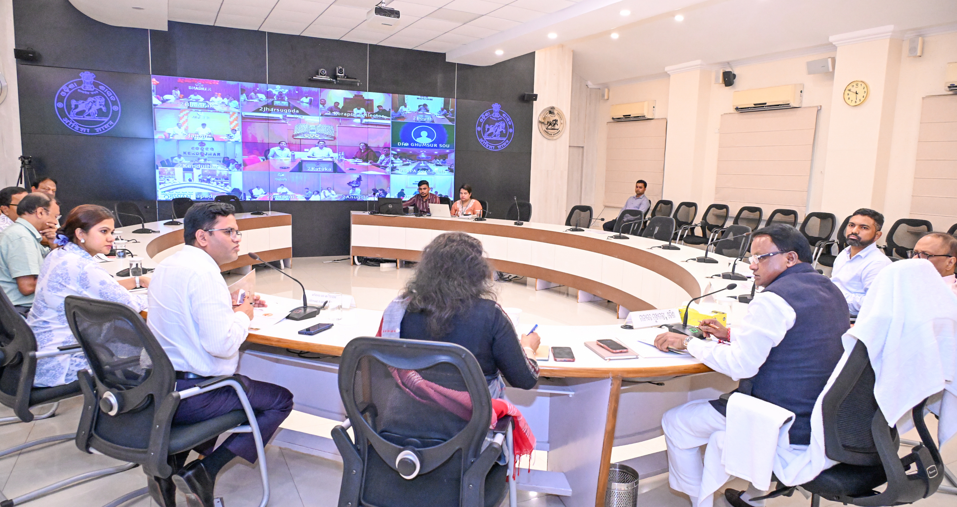 ମୁଖ୍ୟମନ୍ତ୍ରୀ ପ୍ରତି ମାସରେ ଥରେ ସମୀକ୍ଷା କରିବେ ।