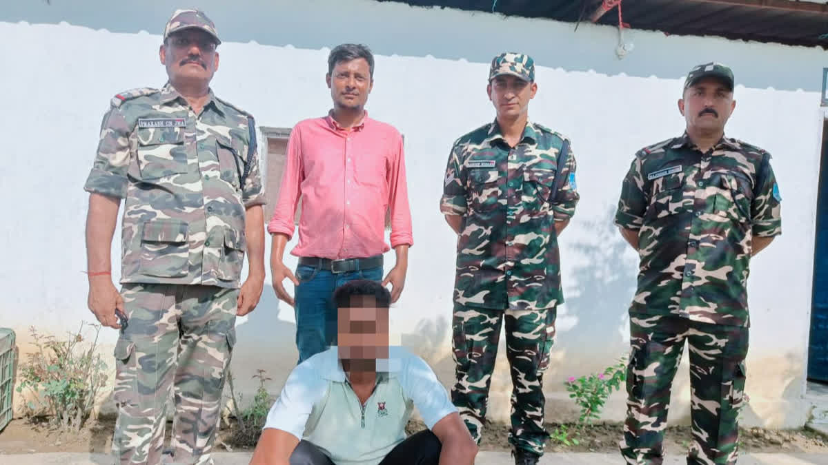 सीतामढ़ी में मानव तस्कर गिरफ्तार, चार नाबालिग बच्चों को कराया गया मुक्त, नेपाल से ले जा रहा था दिल्ली - human traffick गिरफ्तार मानव तस्कर.