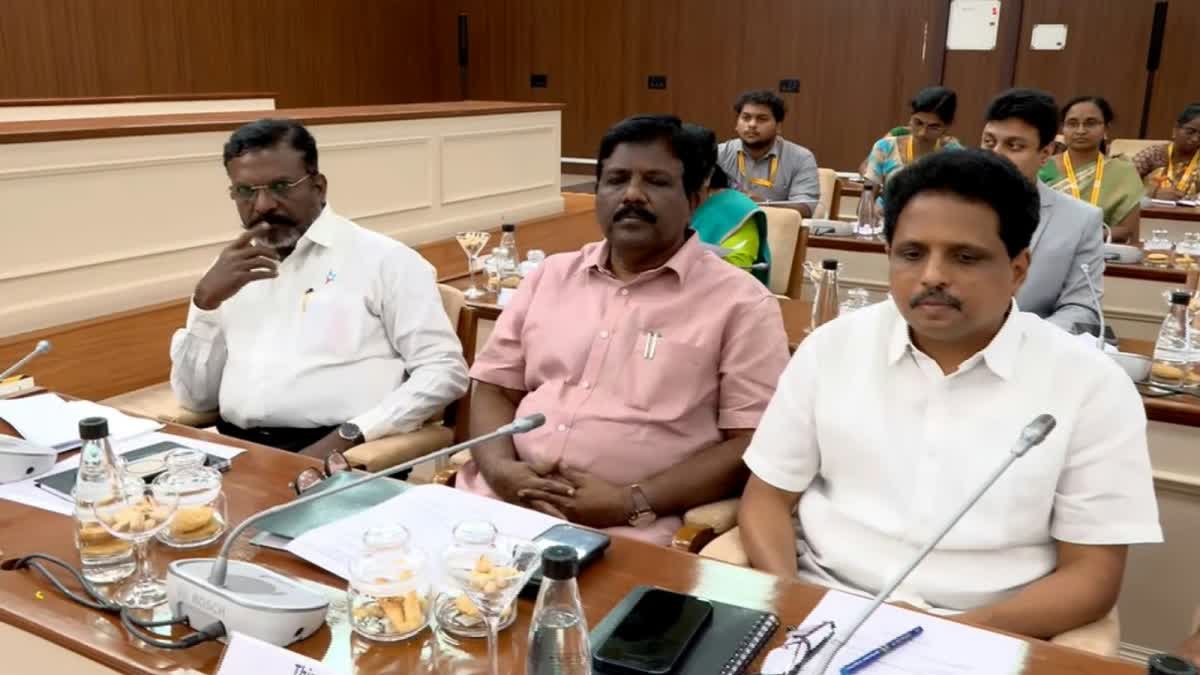 அனைத்துக் கட்சி எம்.பி.க்கள் கூட்டத்தில் திருமாவளவன், சு.வெங்கடேசன் உள்ளிட்டோர்
