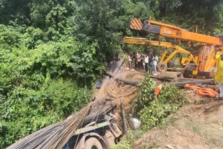 two-people-death-in-chutupalu-valley-accident-ramgarh