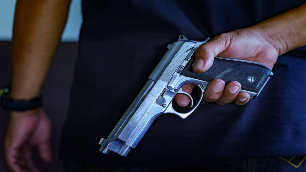 JABALPUR RESTAURANT FIRING