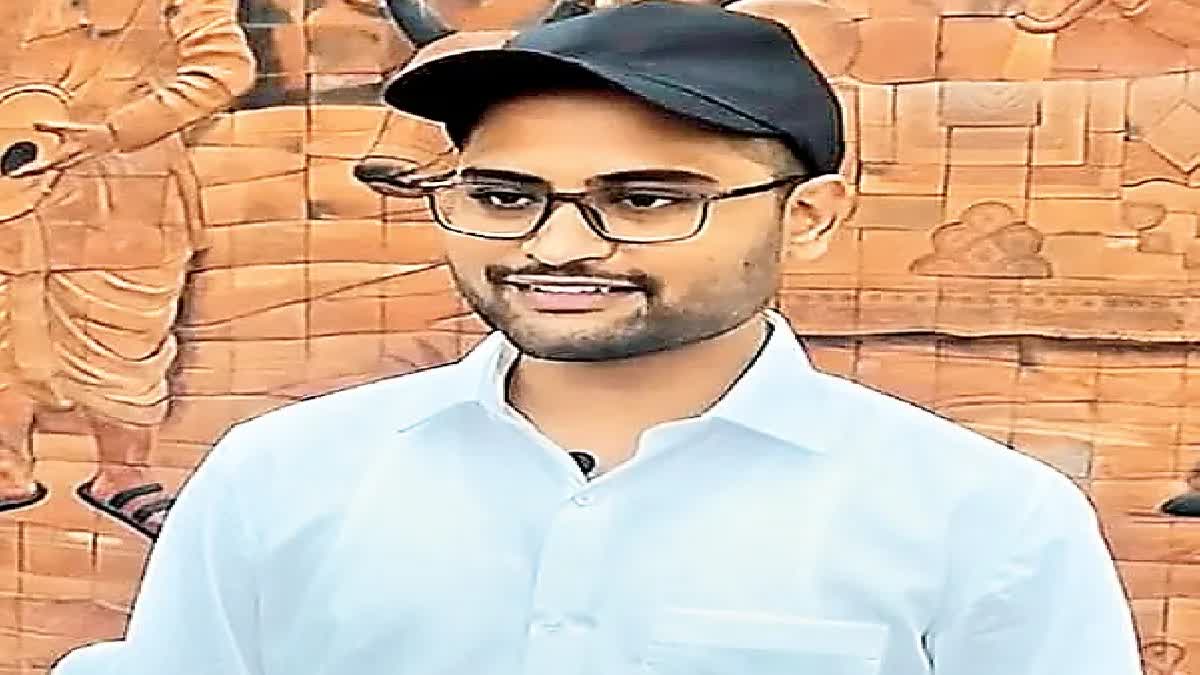 గ్రూప్‌-1లో ఆదోని యువకుడు సత్తా - డిప్యూటీ కలెక్టర్ గా రైతు కుమారుడు