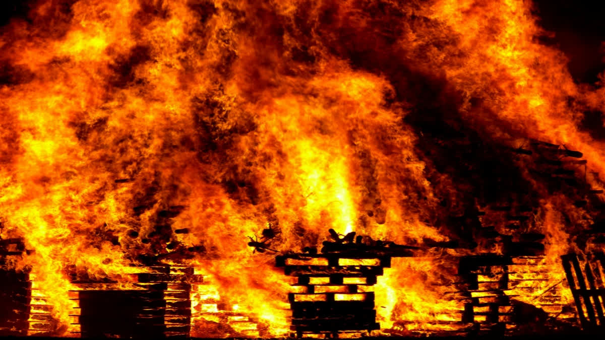 Woman Killed, Several Houses Burnt In Fresh Violence In Manipur Woman Killed, Several Houses Burnt In Fresh Violence In Manipur