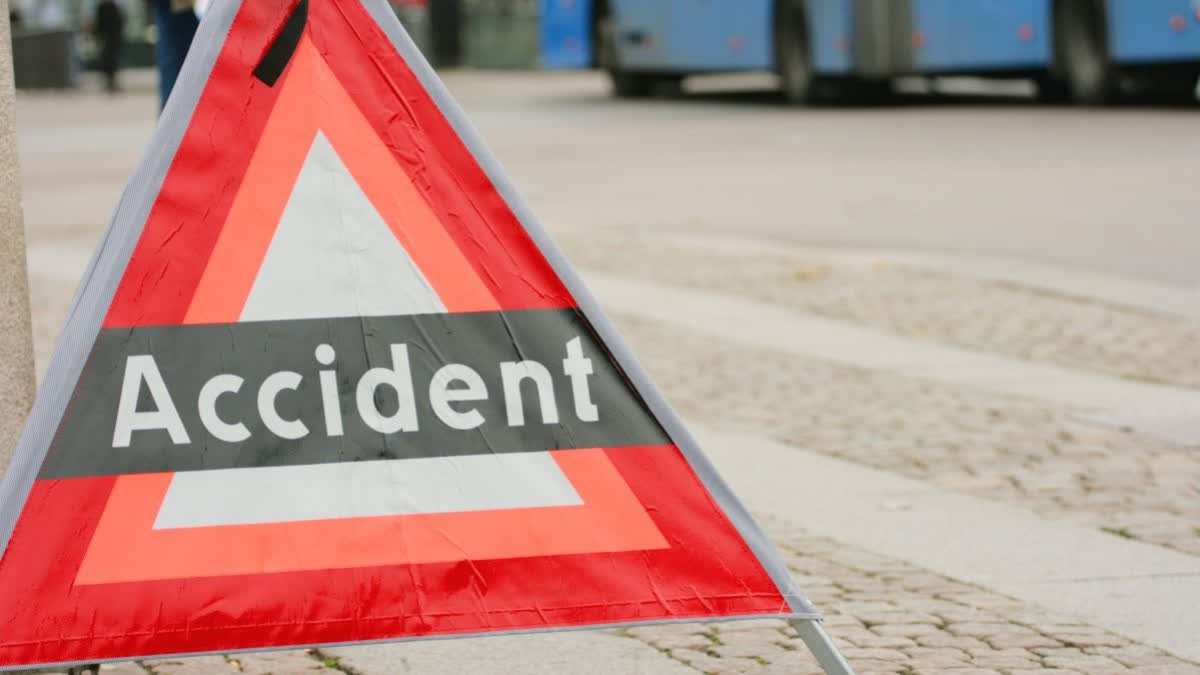Firozabad: Five Including A Child Dead, 24 Injured After Passenger Bus Collides With Parked Truck The accident took place on the Agra-Lucknow Expressway near the Nasirpur Police Station earlier this morning, police said.