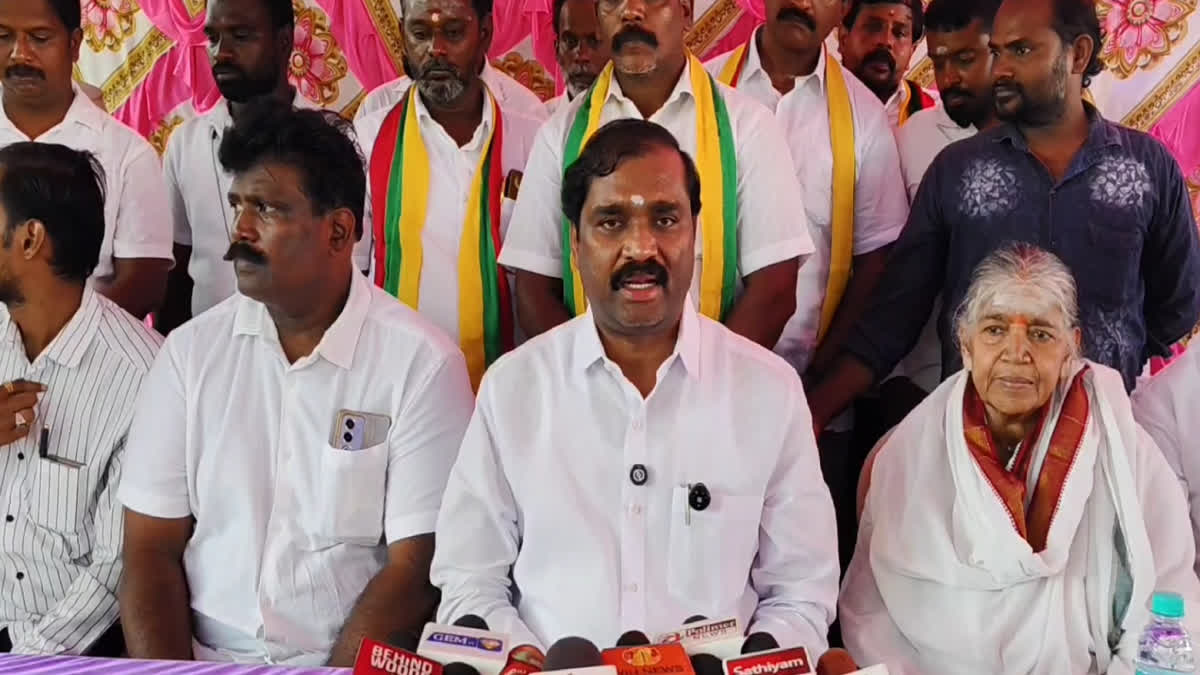 வெளிநாடு வாழ் தமிழர்கள் வாக்குரிமை நீக்கப்படுவது எந்த விதத்தில் நியாயம்? வேல்முருகன் கேள்வி!