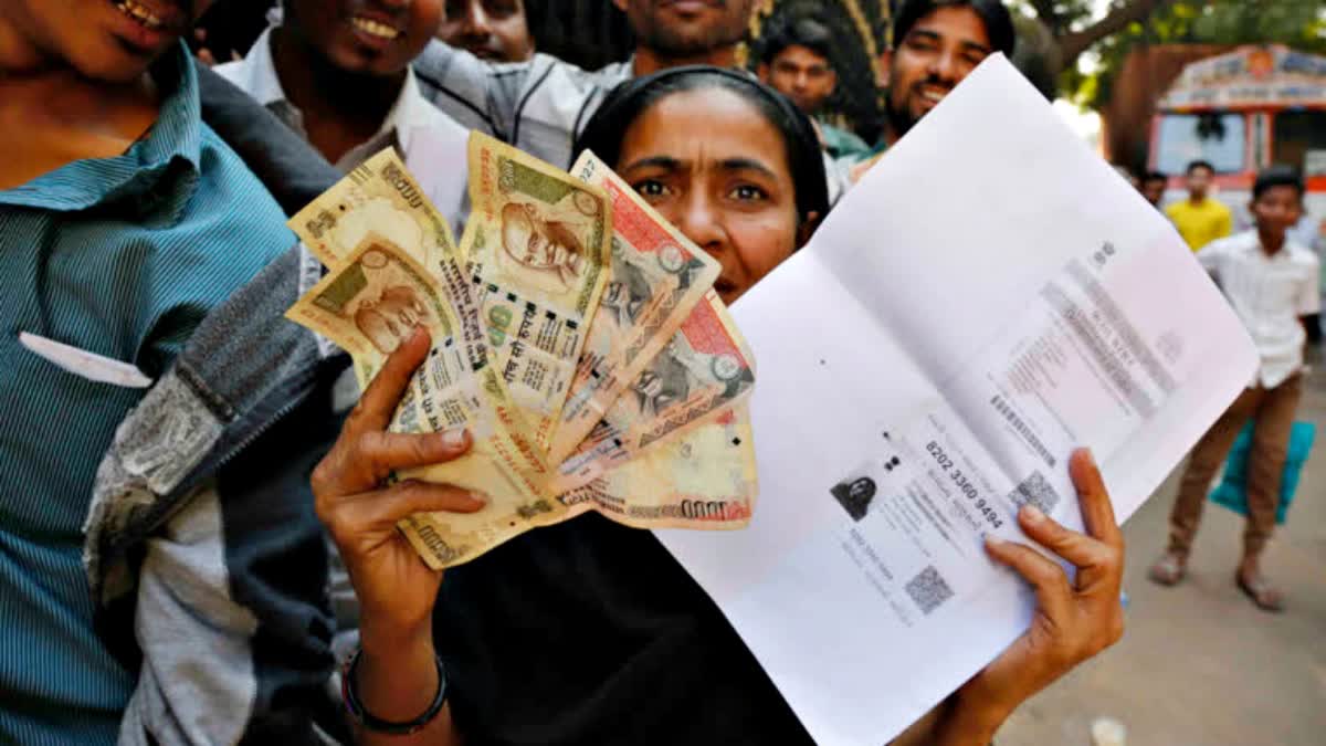 Demonetisation in 2016, 8 November