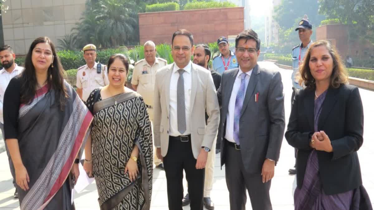 दिल्ली में ट्रैफिक की विशेष लोक अदालत में 1,27,469 चालानों का निपटारा