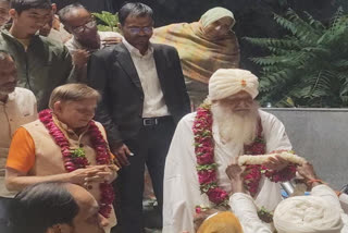 Devotees welcome Asaram after he is released on bail.