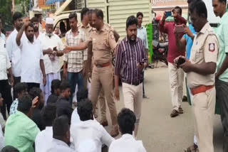 இளைஞர் மீதான தாக்குதலை கண்டித்து இஸ்லாமியர்கள் போராட்டம்