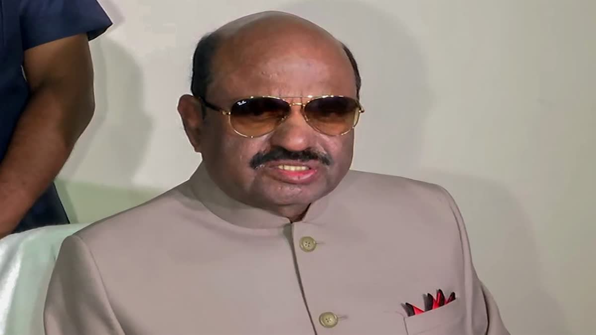 WB GOVERNOR RECEIVES EMAIL THREAT