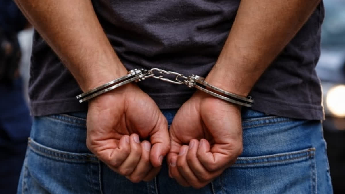 Four Booked In Maharashtra's Beed For Raising Over Rs 4 Crore Illegally To 'Support' Palestine; Two Held Representational Image