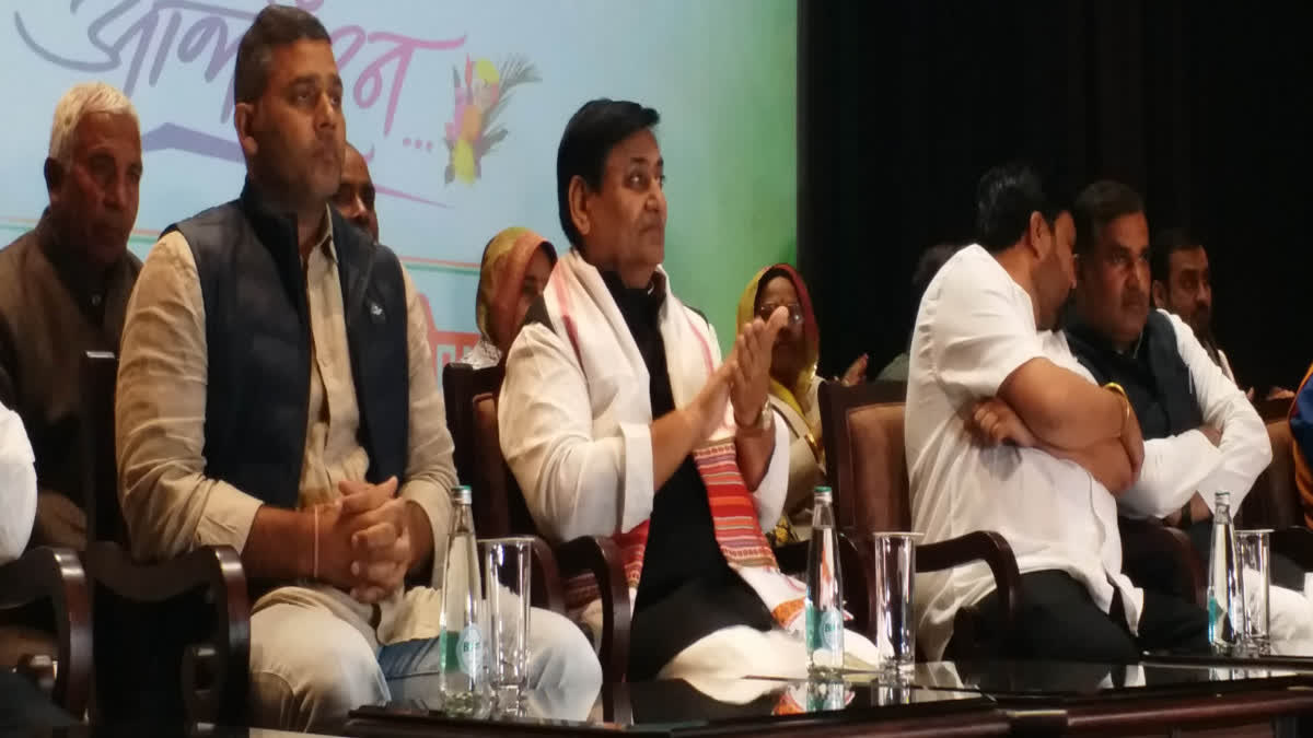 Congress leaders discussing with elected representatives of the Panchayati Raj system