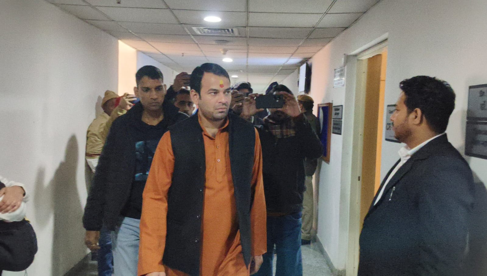 तेज प्रताप यादव पर आरोप तय