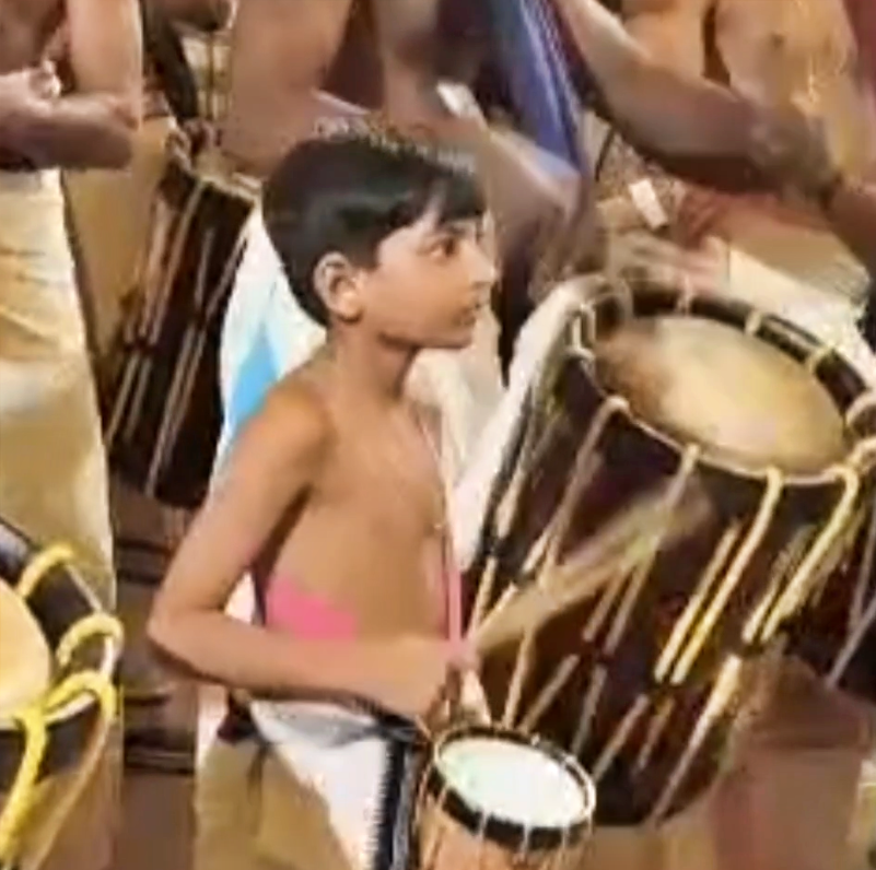 KOZHIKODE POOVATTUPARAMBA  ALOK S DEV  SOCIAL MEDIA VIRAL VIDEO  VIRAL CHENDA MELAM VIDEO OF ALOK