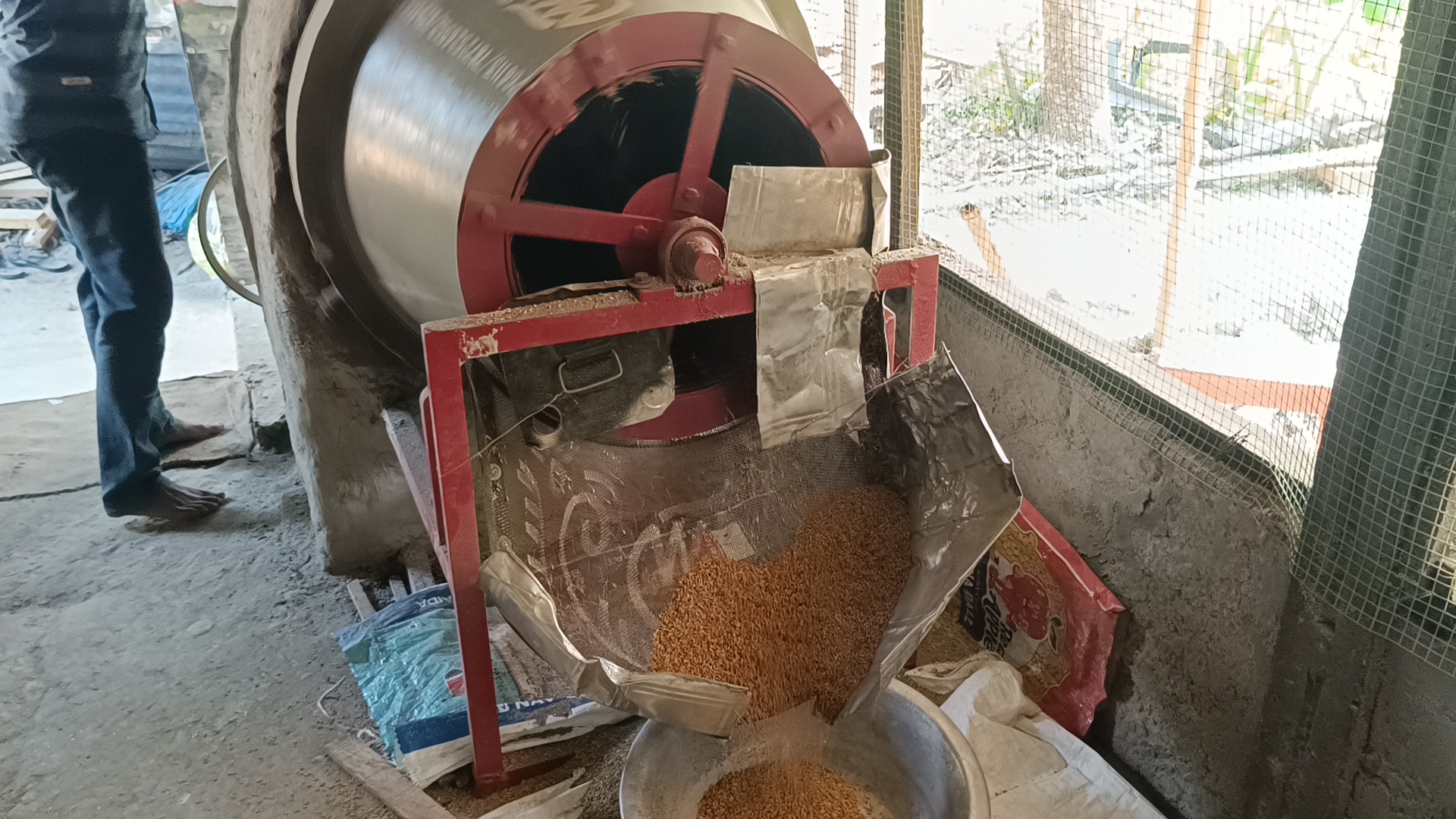 A couple from Barpeta has become self-reliant by setting up a small-scale industry