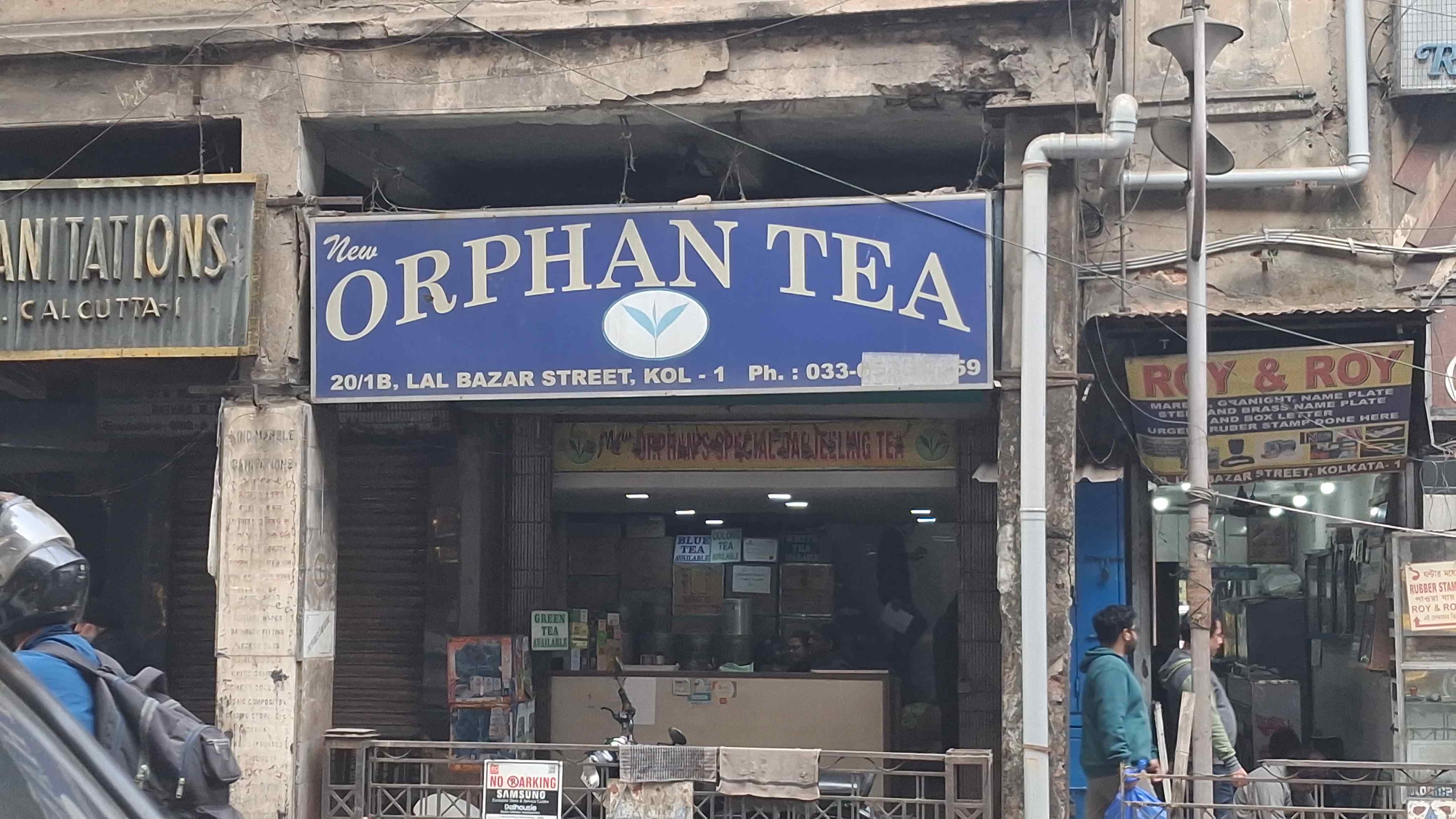 Kolkata's 98-Yr-Old 'New Orphan Tea' Shop Named By Tagore Stands Unique With Its Exotic Varieties