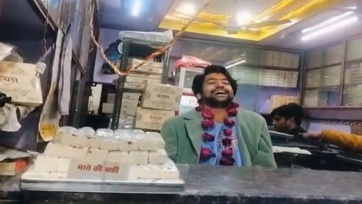 DHIRENDRA SHASTRI VISIT SWEET SHOP