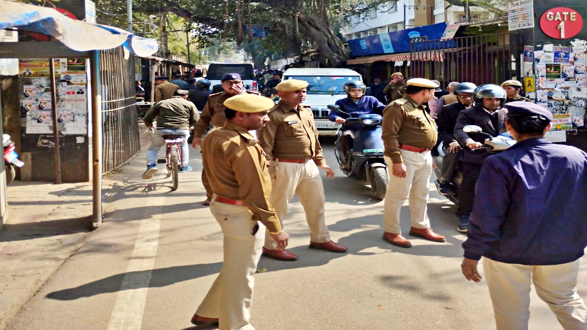 THREAT TO BLOW UP COURT IN BIHAR