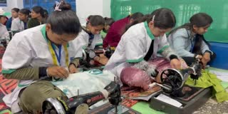 اُدھم پور کی خواتین کو سلائی تربیت کے ذریعے باہنر بنایا جا رہا ہے