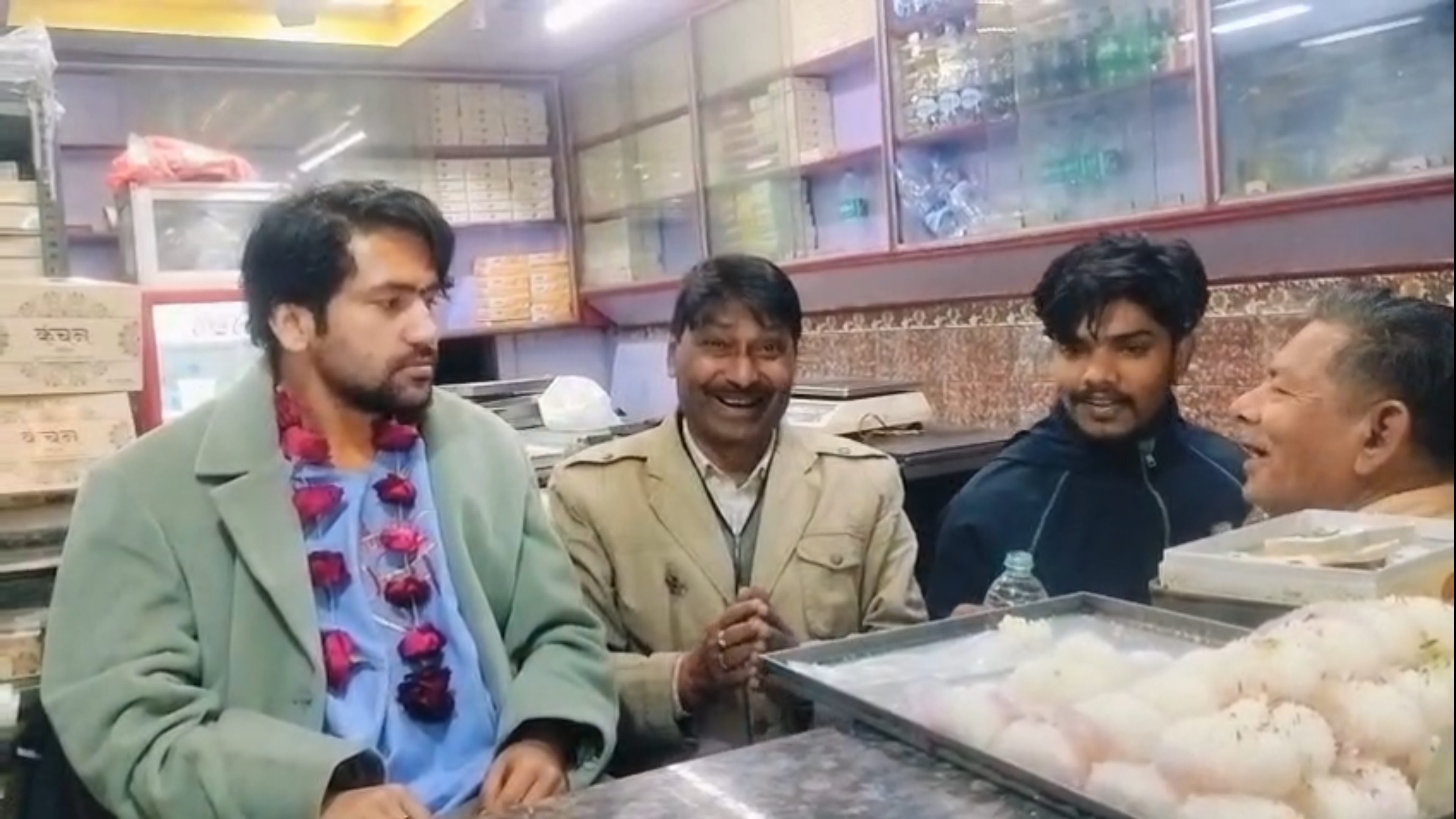 Bageshwar baba eat Rasmalai