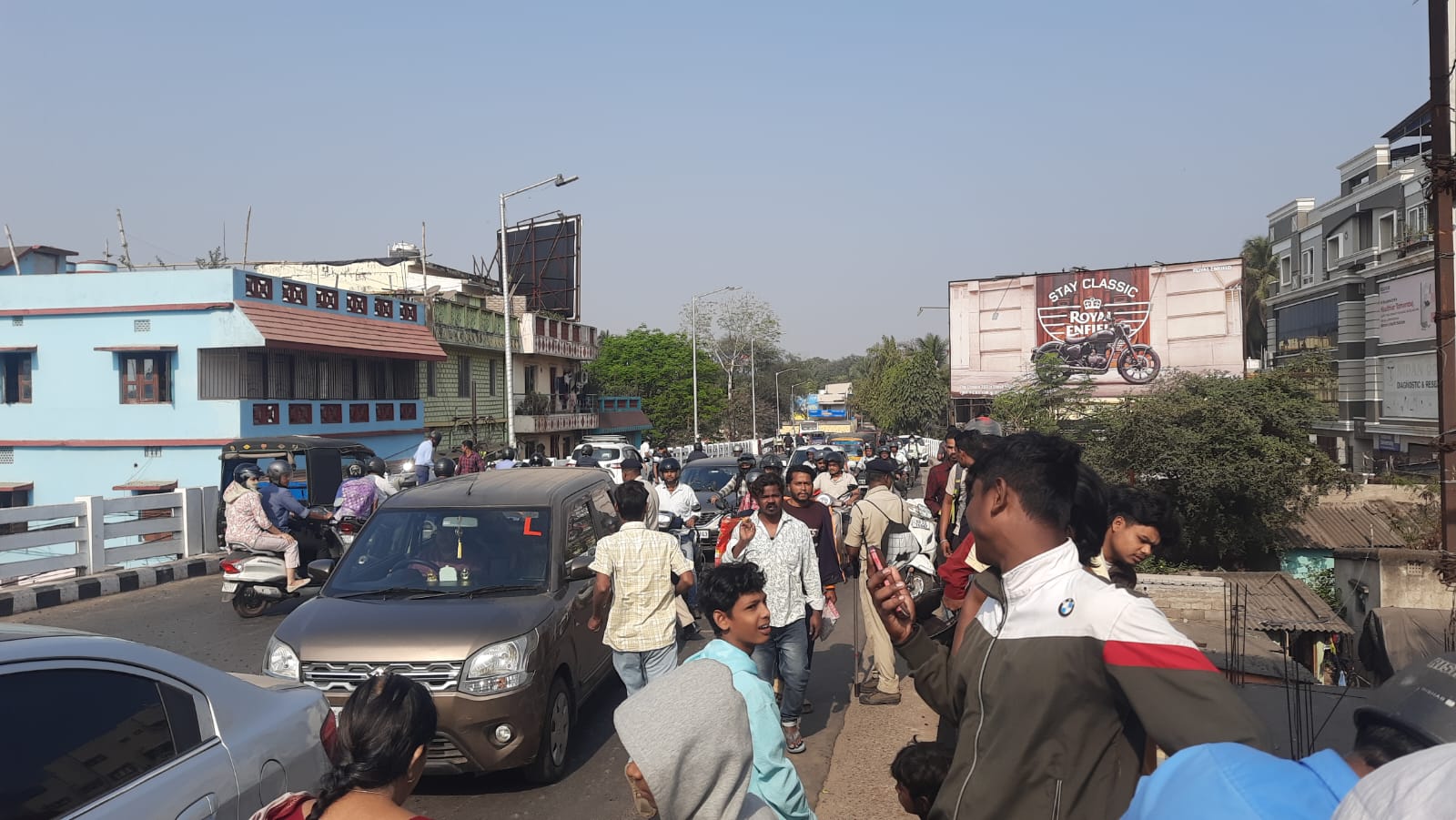 car fell down from overbridge and hit the house at bbsr