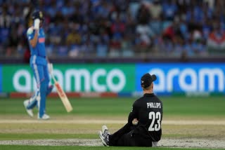 Glenn Phillips took amazing catch of Shubman Gill