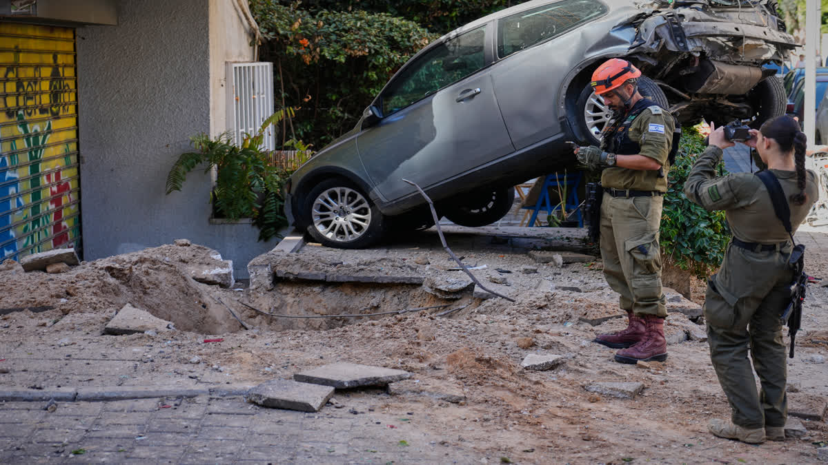 اسرائیل میں ایرانی میزائل سے تباہی